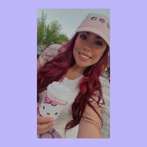 Meet your Posher, Anna